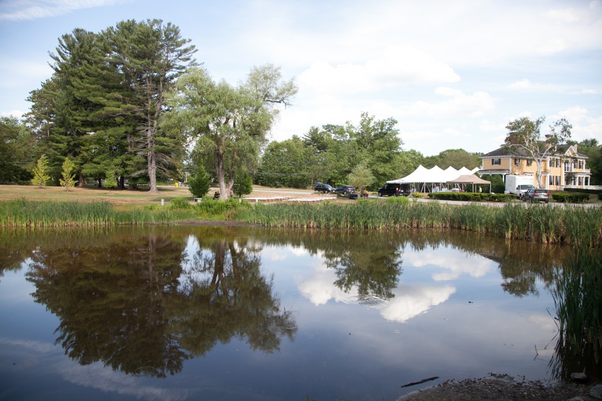 Melissa and Mael's Pierce House Wedding in Lincoln MA on The Boston Bride a Massachusetts Wedding Blog