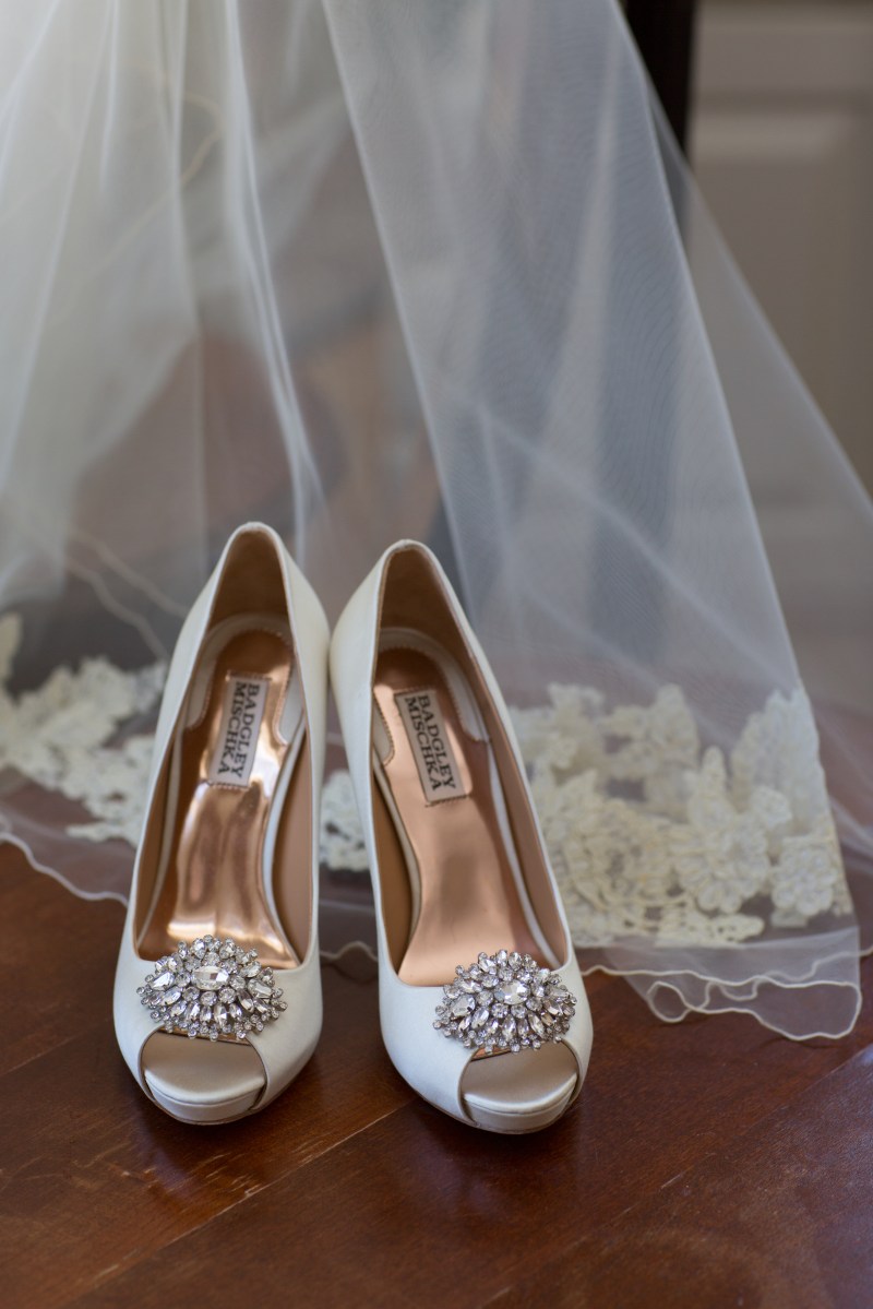 Melissa and Mael's Pierce House Wedding in Lincoln MA on The Boston Bride a Massachusetts Wedding Blog