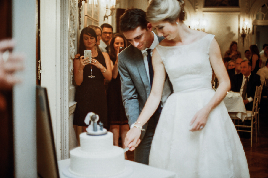 Samantha and Paul's Glamorous Wedding at The Goethe Institut