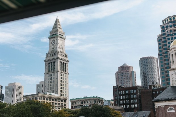 Hill_Robinson_LenaMirisolaPhotography_02RobinsonWedding010_low