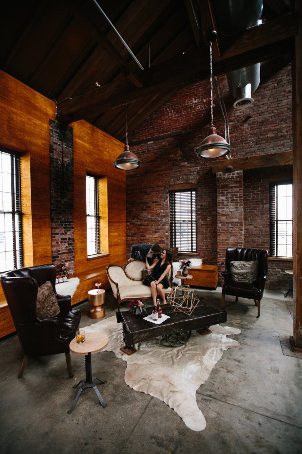 Boston-Harbor-Distillery-Industrial-Rustic-Wedding-Cristen-and-Co032