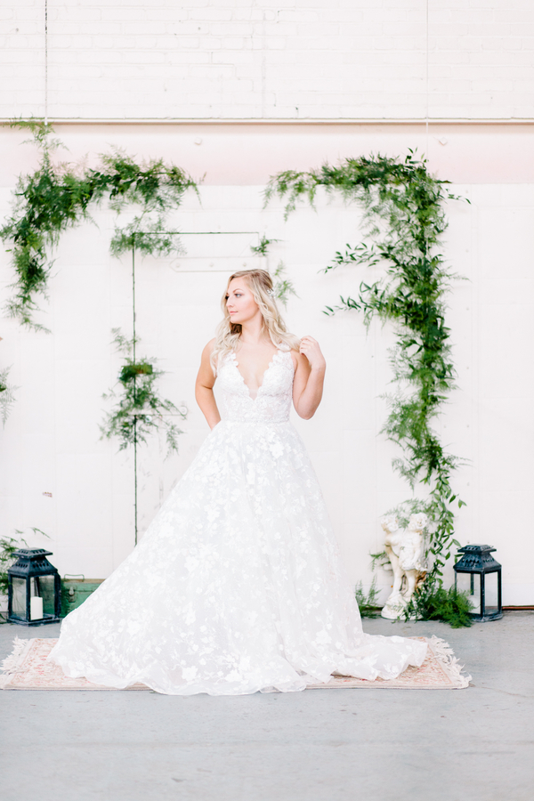 Industrial Blush and Gold Styled Shoot at the Norwood Space Center on The Boston Bride