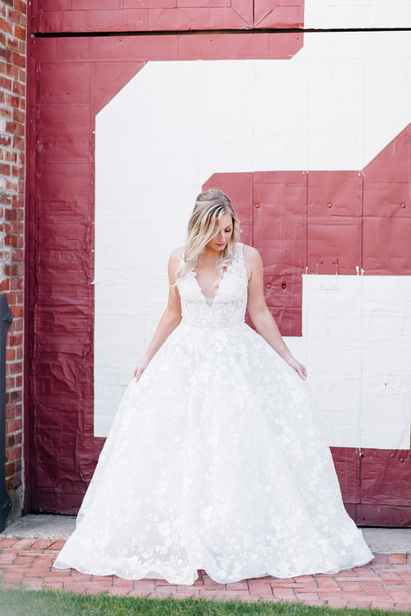 Industrial Blush and Gold Styled Shoot at the Norwood Space Center on The Boston Bride