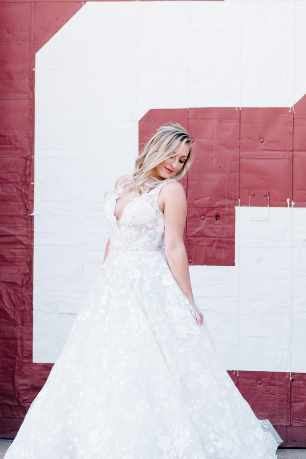 Industrial Blush and Gold Styled Shoot at the Norwood Space Center on The Boston Bride