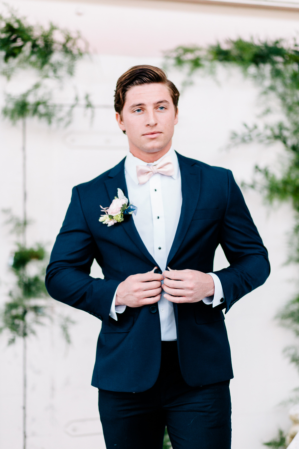 Industrial Blush and Gold Styled Shoot at the Norwood Space Center on The Boston Bride