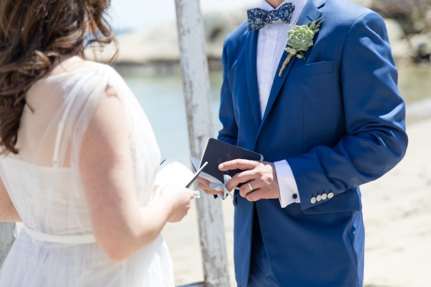 byhalie_gloucestermahalfmoonbeachelopement5510_big