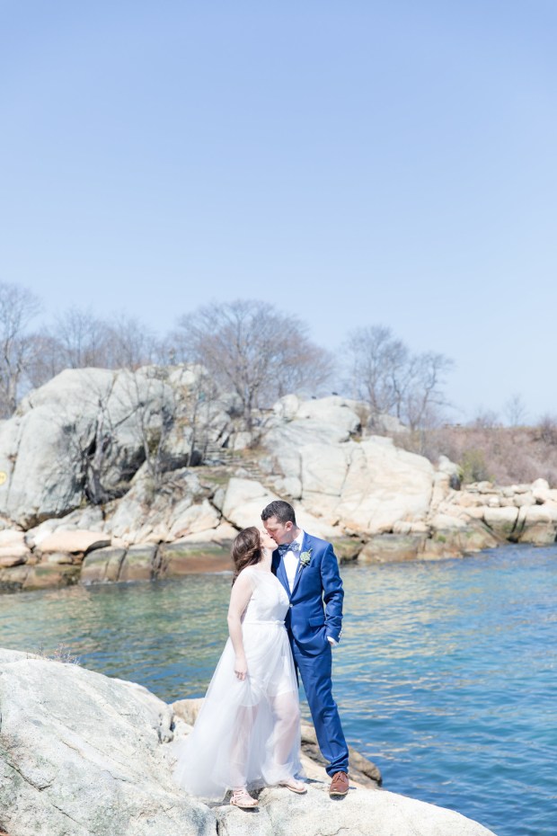 byhalie_gloucestermahalfmoonbeachelopement6034_big
