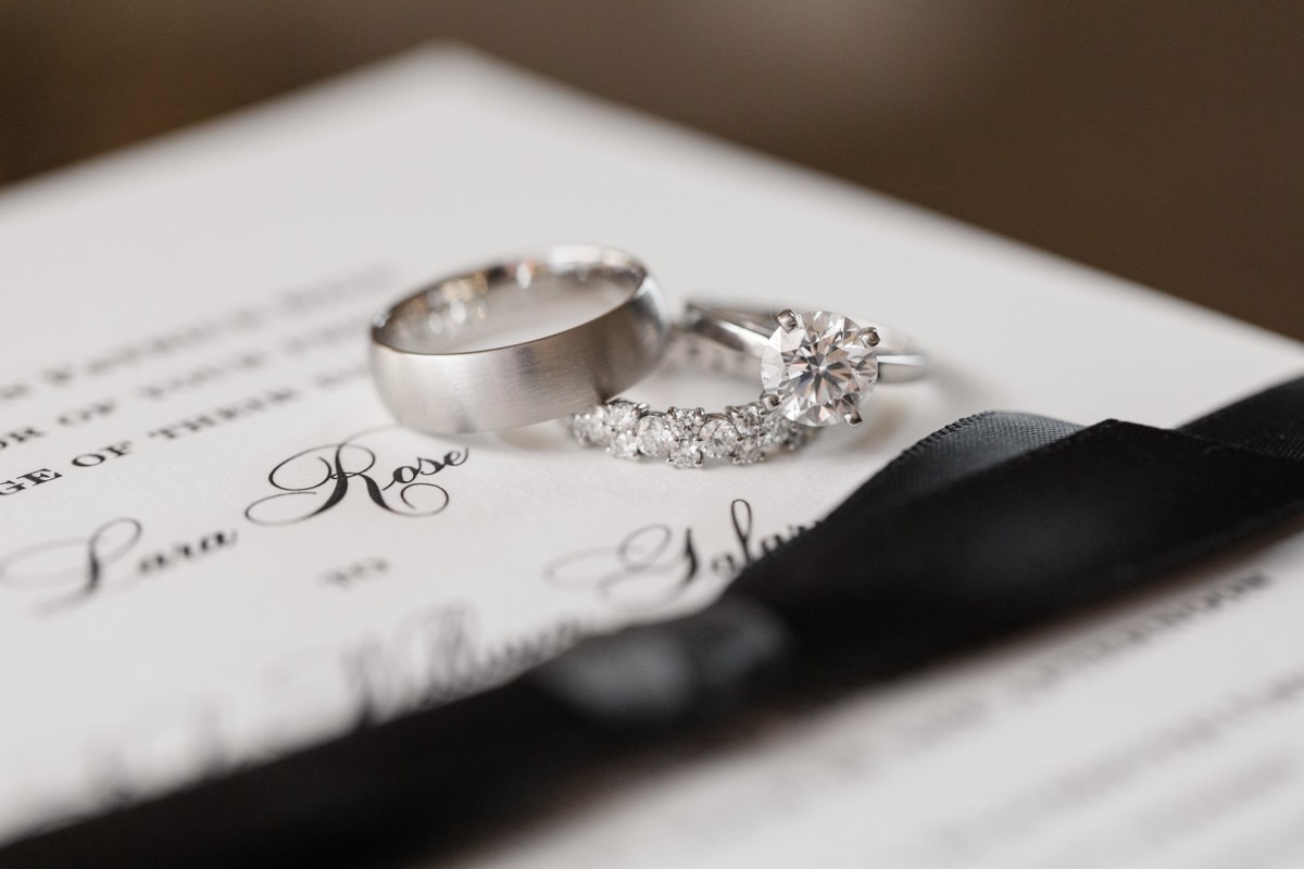 Lara and Kyle's Omni Parker House Wedding on The Boston Bride a Massachusetts Bridal Blog