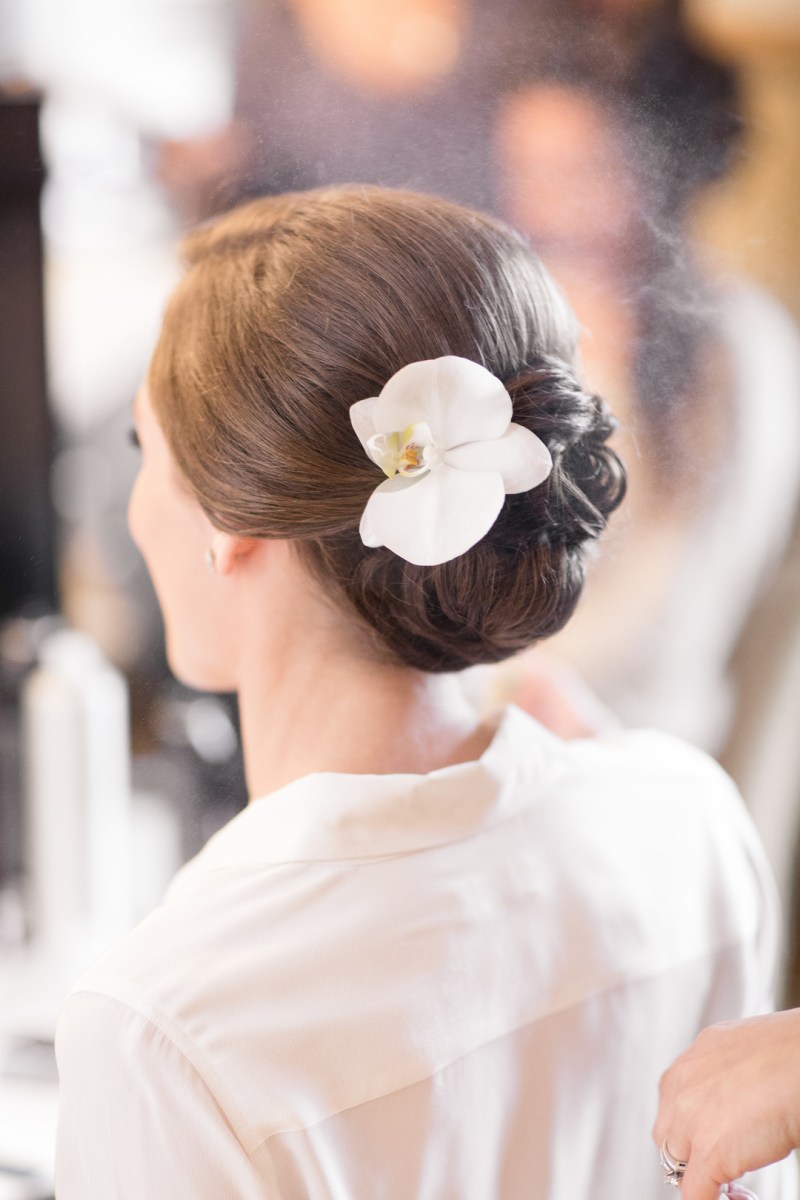 Lara and Kyle's Omni Parker House Wedding on The Boston Bride a Massachusetts Bridal Blog