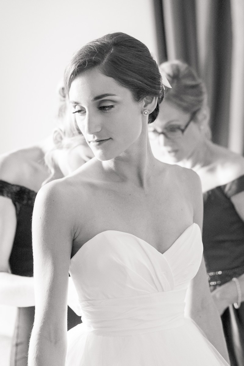 Lara and Kyle's Omni Parker House Wedding on The Boston Bride a Massachusetts Bridal Blog