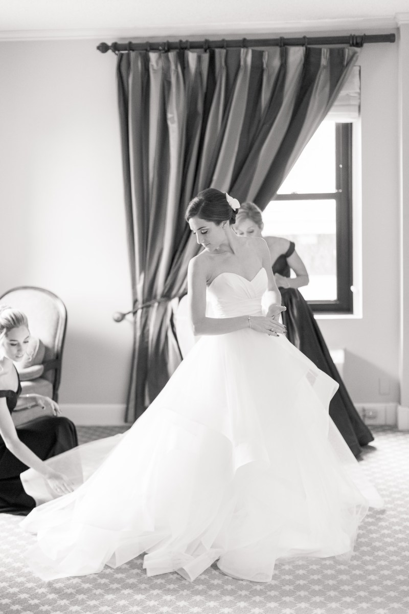 Lara and Kyle's Omni Parker House Wedding on The Boston Bride a Massachusetts Bridal Blog