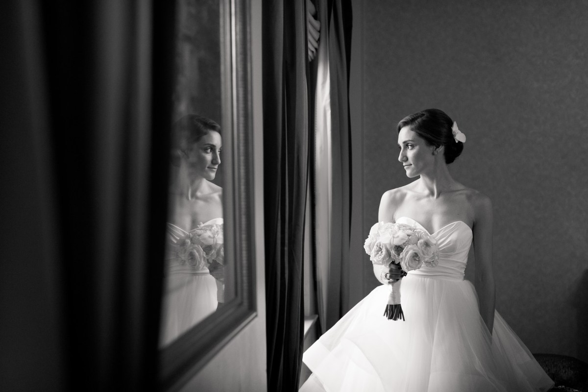 Lara and Kyle's Omni Parker House Wedding on The Boston Bride a Massachusetts Bridal Blog