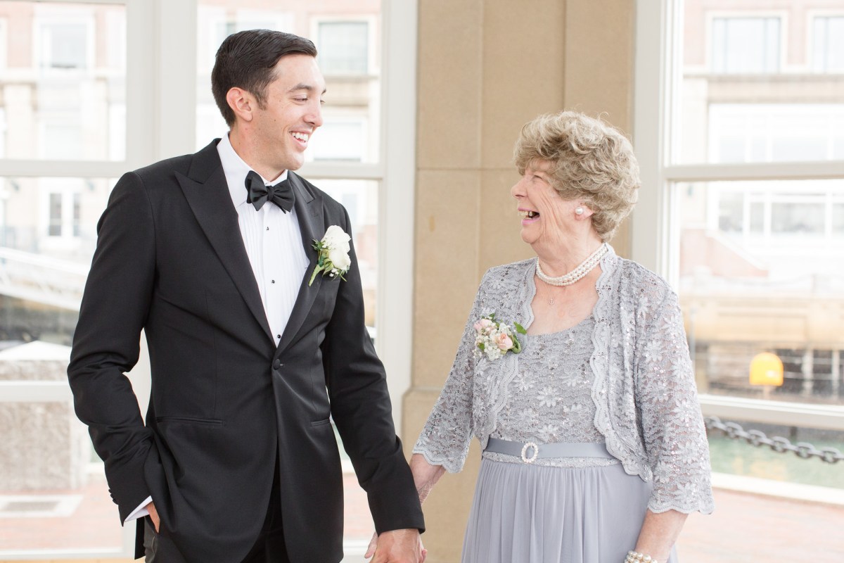 Lara and Kyle's Omni Parker House Wedding on The Boston Bride a Massachusetts Bridal Blog