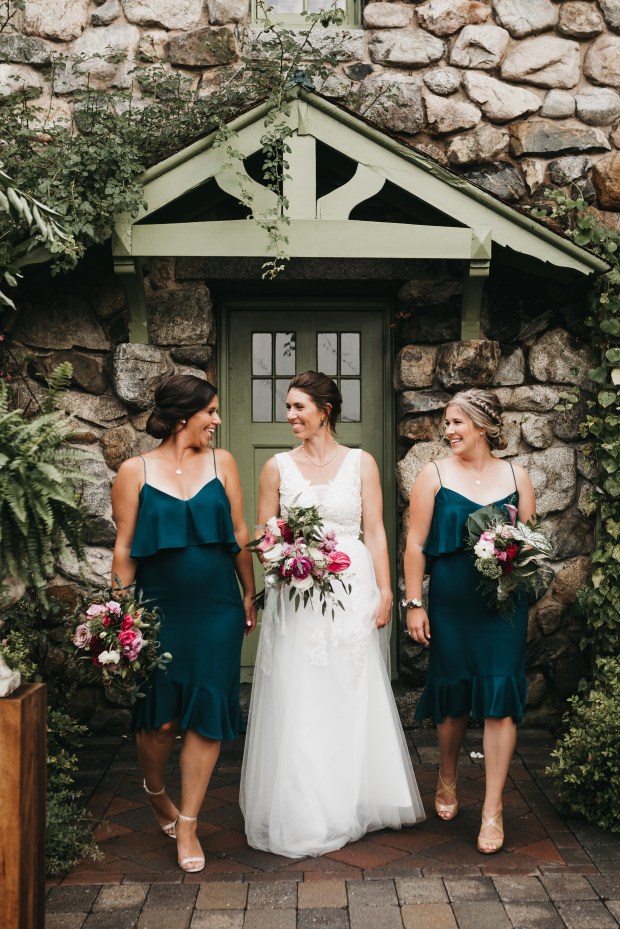 Big Fake Wedding_Hourglass (125)