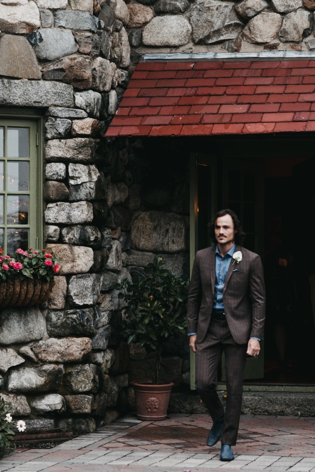 Big Fake Wedding_Hourglass (170)