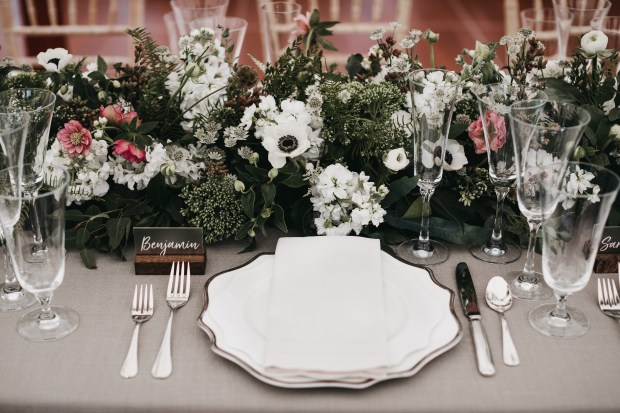 Big Fake Wedding_Hourglass (224)