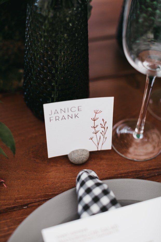 Big Fake Wedding_Hourglass (238)