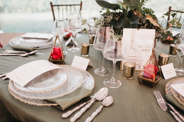 Big Fake Wedding_Hourglass (248)