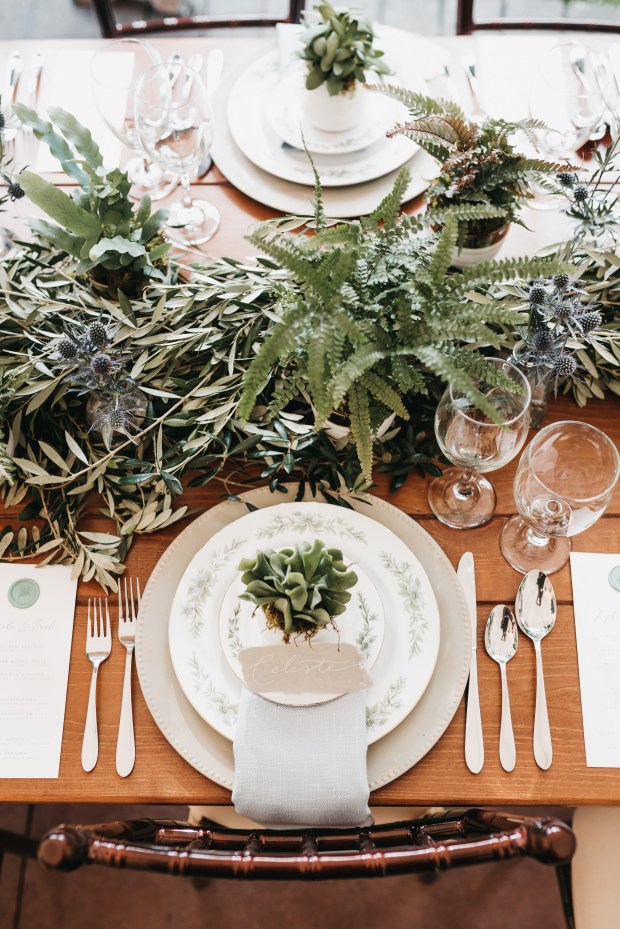 Big Fake Wedding_Hourglass (258)