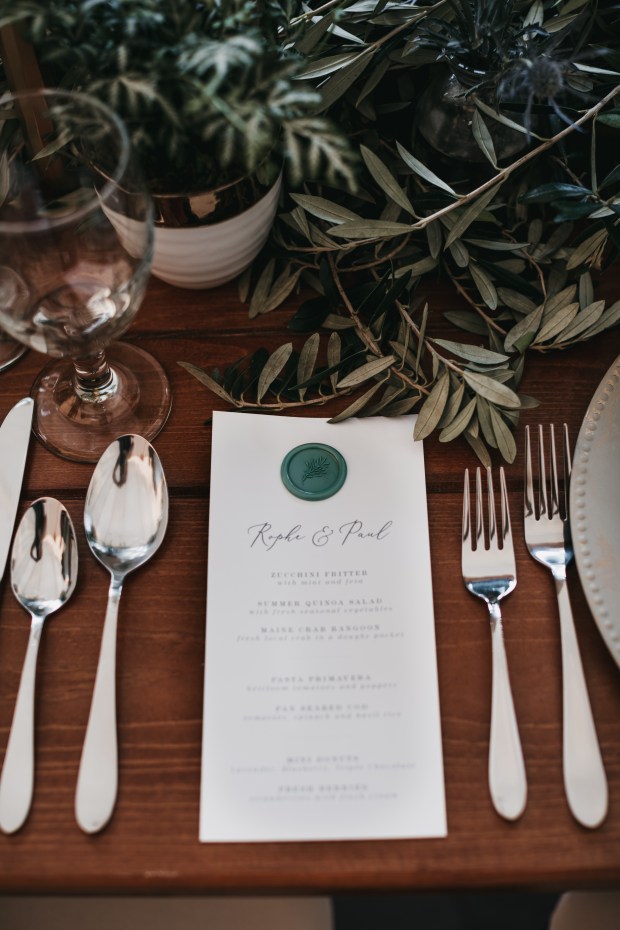 Big Fake Wedding_Hourglass (266)