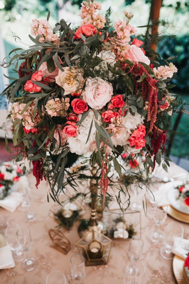 Big Fake Wedding_Hourglass (270)