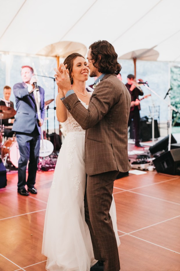 Big Fake Wedding_Hourglass (316)