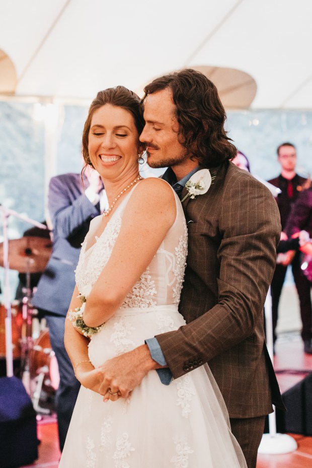 Big Fake Wedding_Hourglass (319)