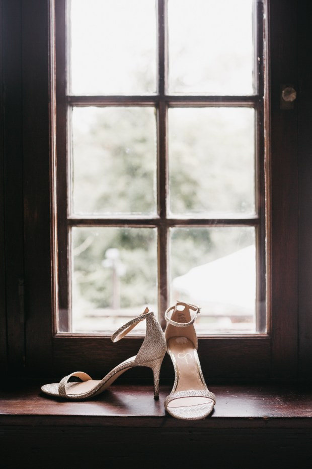 Big Fake Wedding_Hourglass (57)