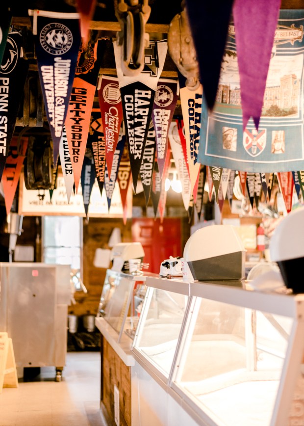 Battista_Dow_MichelleDunhamPhotography_michelledunhamphotographyduxburymaengagmentmariaandwes5