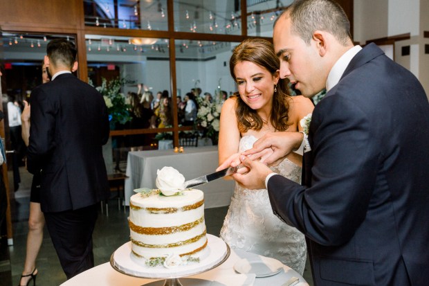 Murray_Haq_CarolineWinnPhotography_Reception378